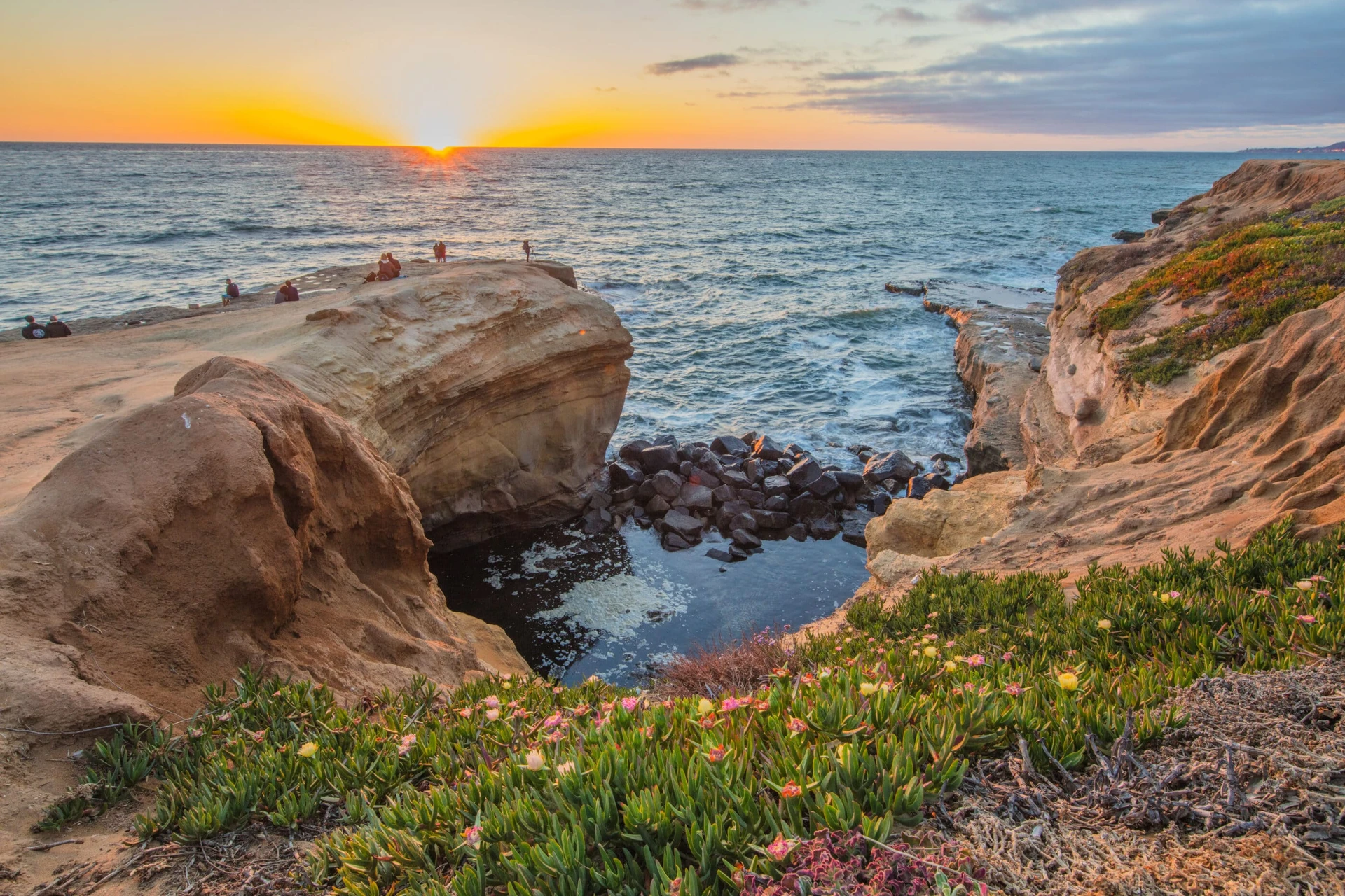 Sunset over the Pacific from the coastal cliffs of San Diego